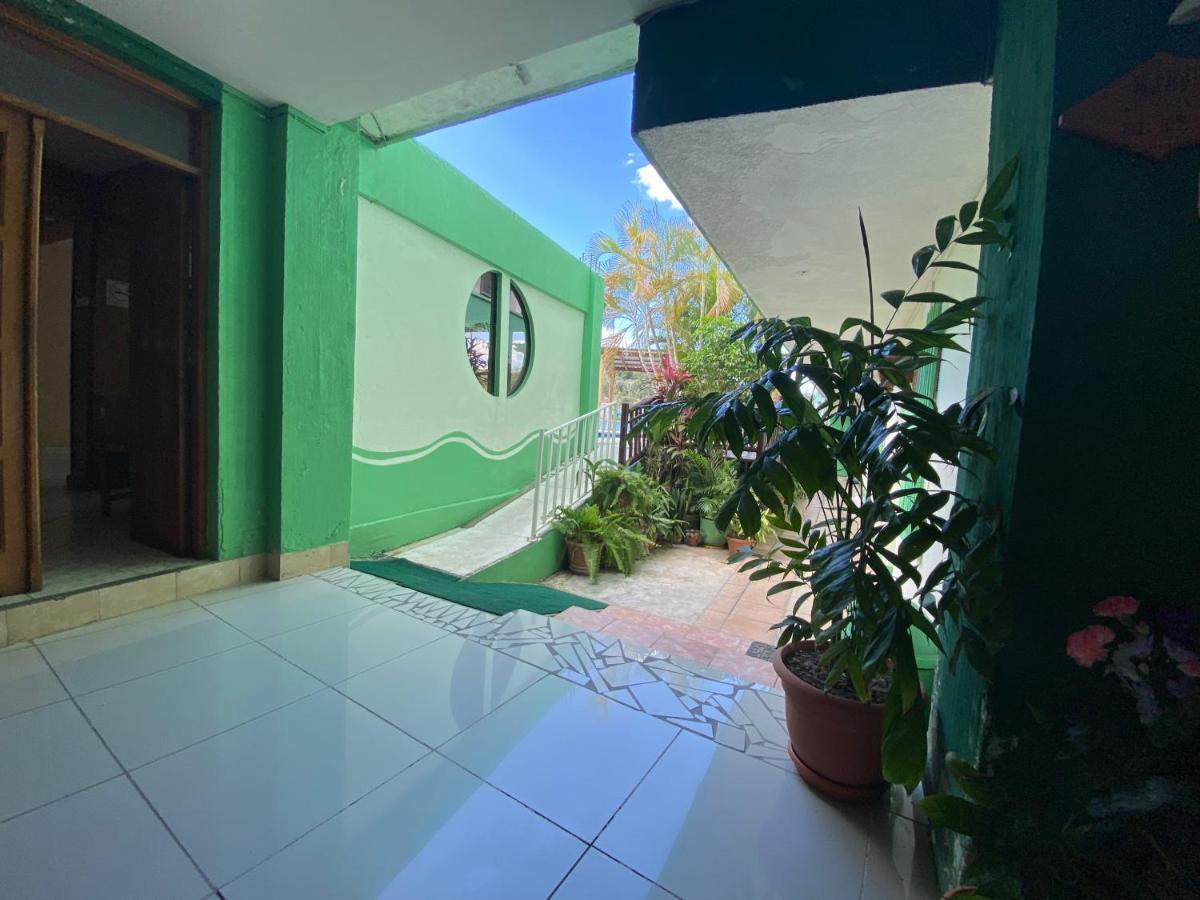 פלורס Hotel Sabana מראה חיצוני תמונה