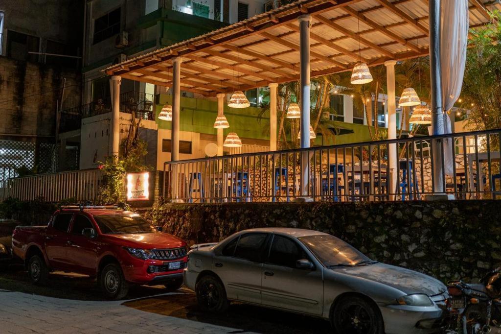 פלורס Hotel Sabana מראה חיצוני תמונה
