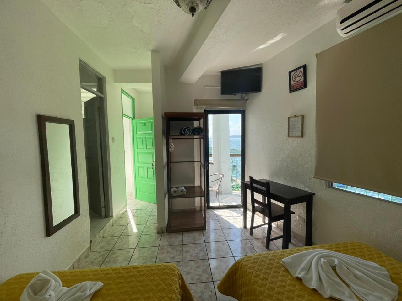 פלורס Hotel Sabana מראה חיצוני תמונה