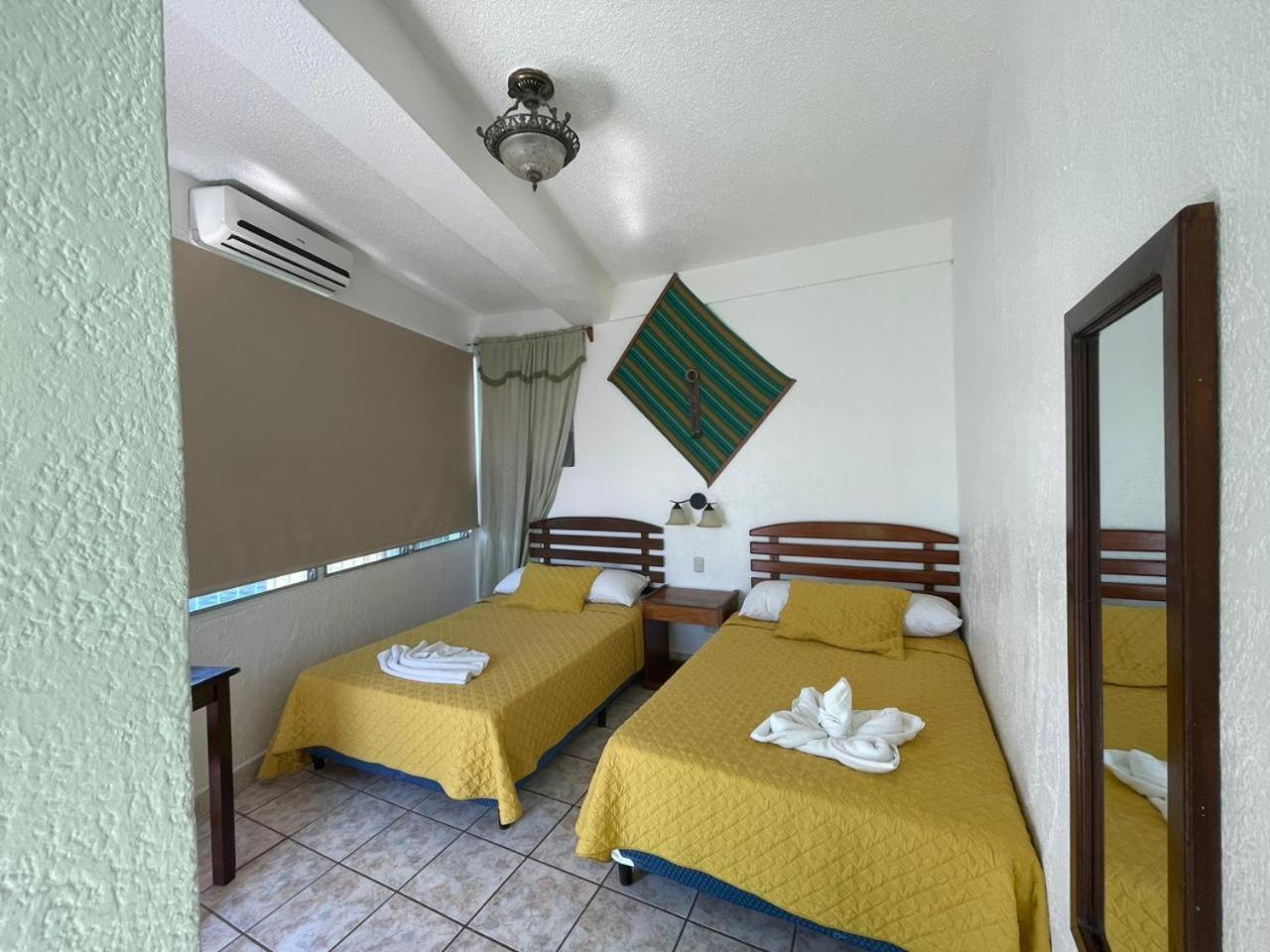 פלורס Hotel Sabana מראה חיצוני תמונה