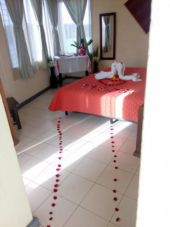 פלורס Hotel Sabana מראה חיצוני תמונה